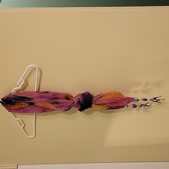 Pink and black swirly print long scarf with silver metal and purple tassels - Picture 5 of 5